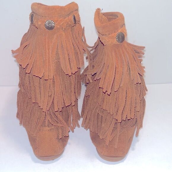 Minnetonka triple fringed brown leather moccasins boots - Picture 4 of 4